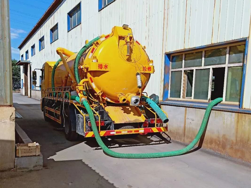 华阳厂区化粪池清理